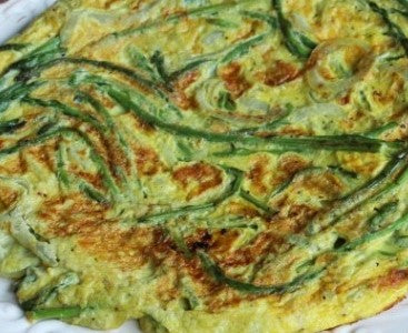 Frittata di asparagi selvatici alla sarda: ricetta semplice e genuina
